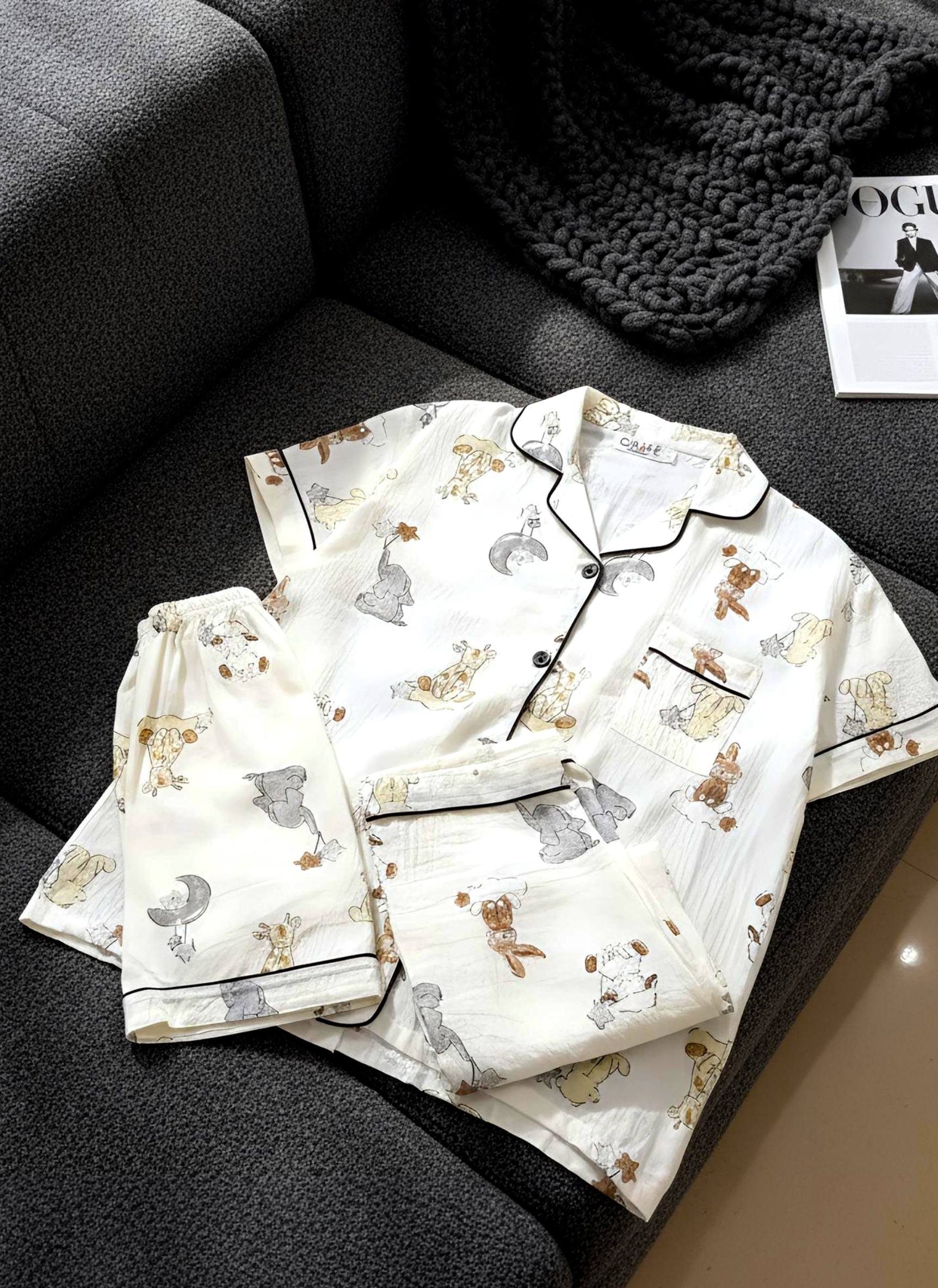 آستین کوتاه فیل و مهتاب