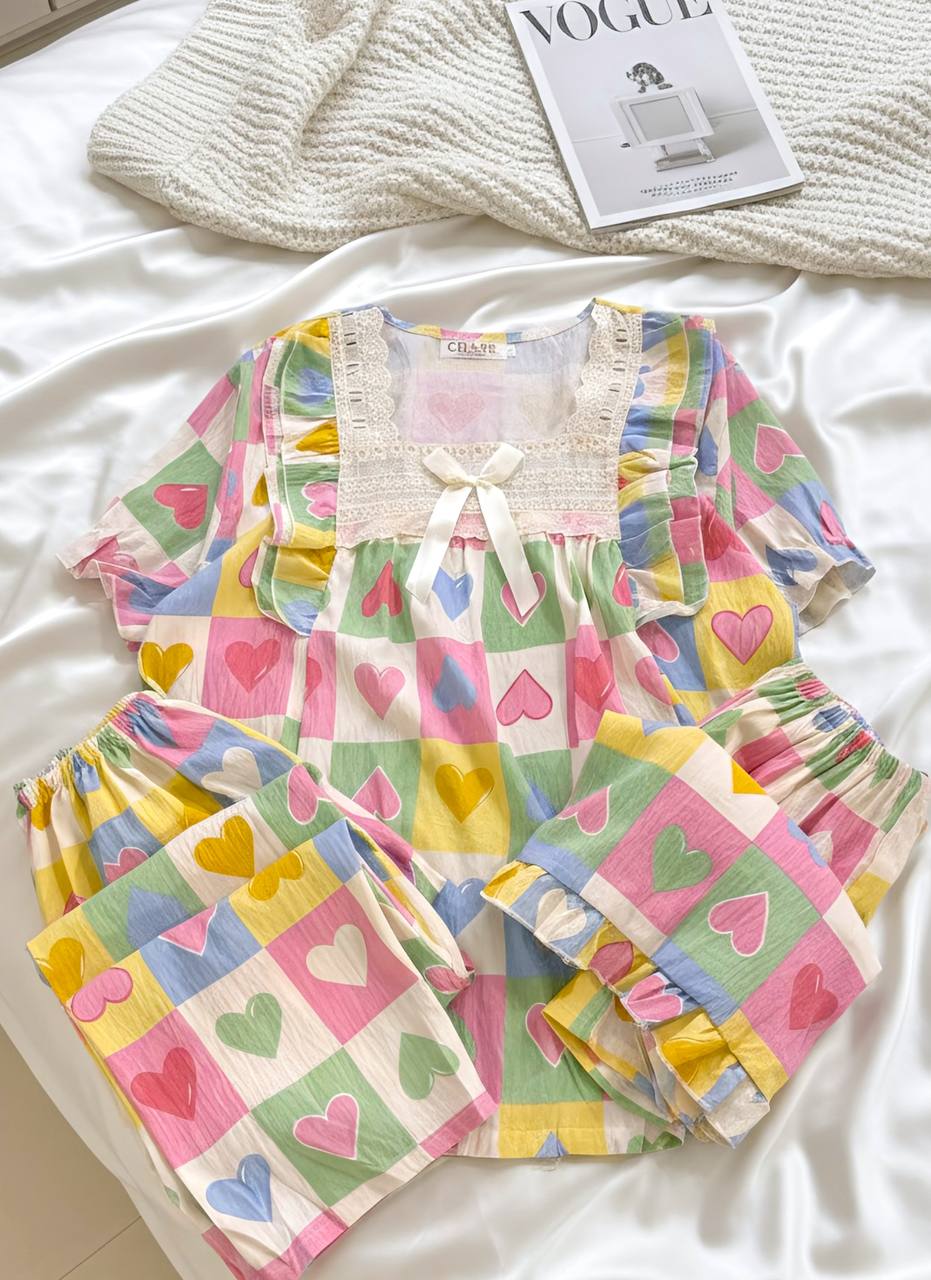 یقه گیپور قلب رنگی