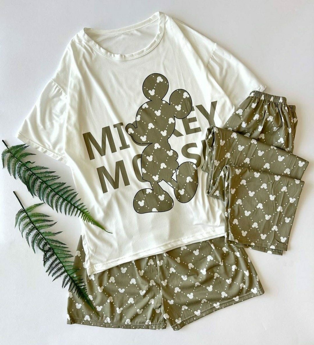 سه تیکه میکی سبز