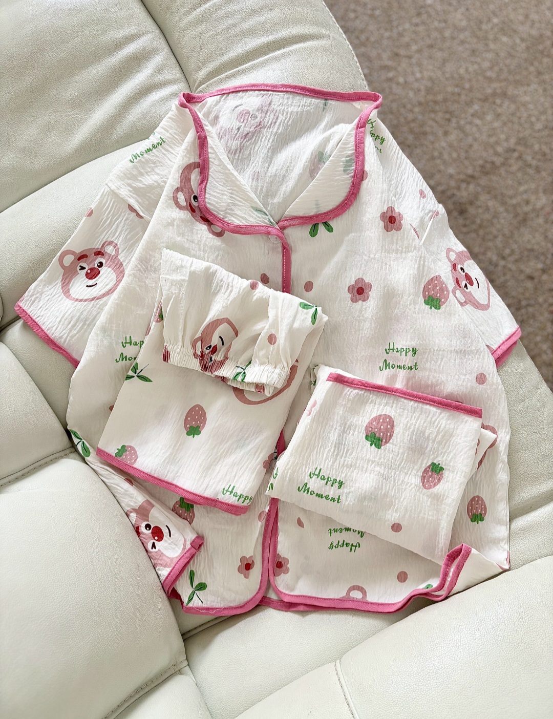 سه‌تیکه کریشه خرس صورتی