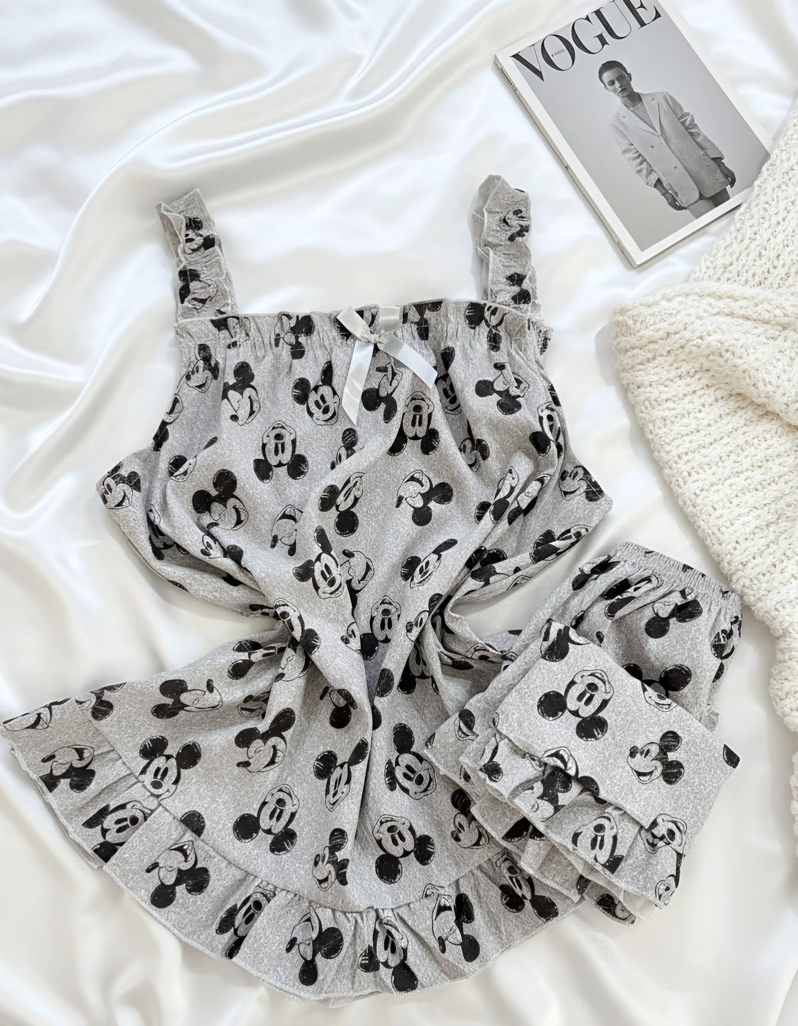 تاپ شرتک میکی طوسی مشکی